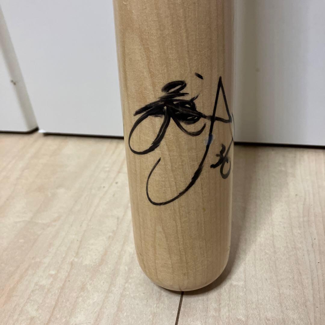 ソフトバンクホークス 牧原大成サイン入バット - メルカリ