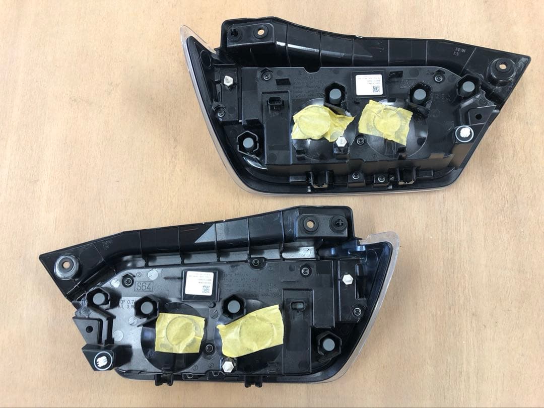 MH35/55/85/95S ワゴンRスティングレー テールランプ 左右セット