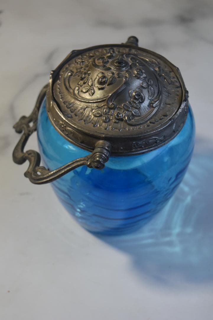 訳有 フランスアンティーク 青いガラスのボンボ二エール・ビスケットジャー
