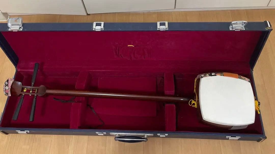 【ZONO様向け】　三味線 中棹 正寸 ハードケース付き 皮破れなし　付属品あり