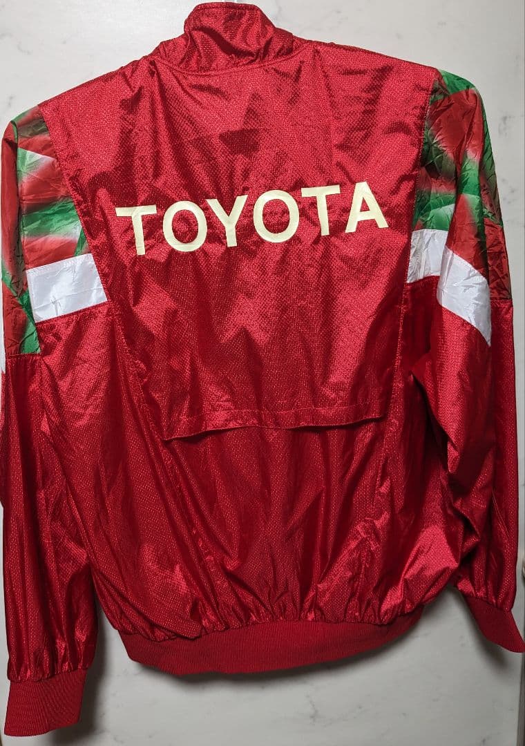 TOYOTA、フットボールCLUBウインドブレーカー 名古屋グランパス