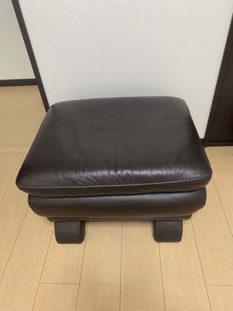 IDC大塚家具L/S コンフォート03 総革 オットマンブラック