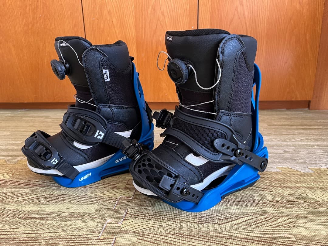 スノーボード ブーツ＆ビンディングスノーボード ビンディングとブーツ