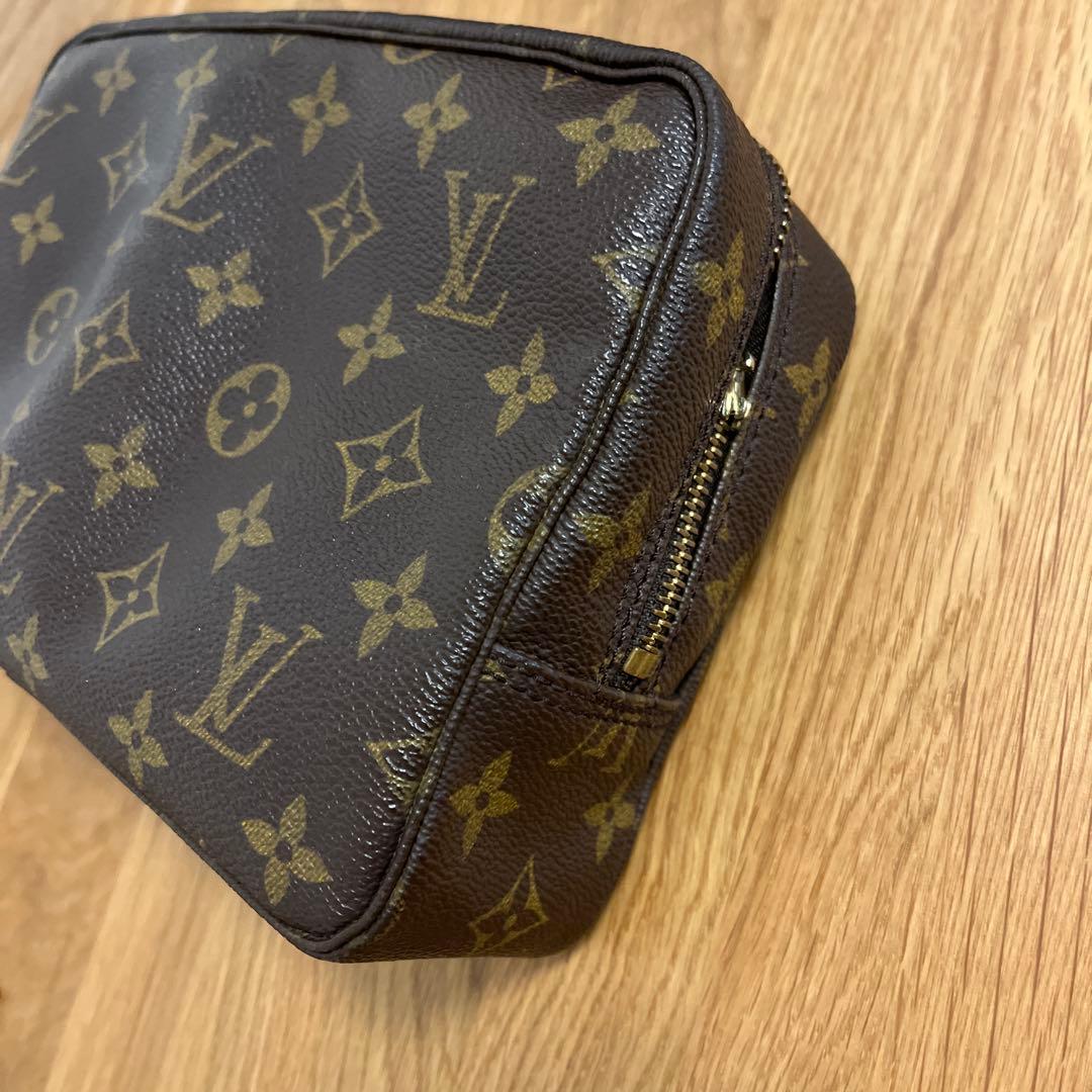 ルイヴィトン モノグラム ポーチ セカンドバッグ トゥルース