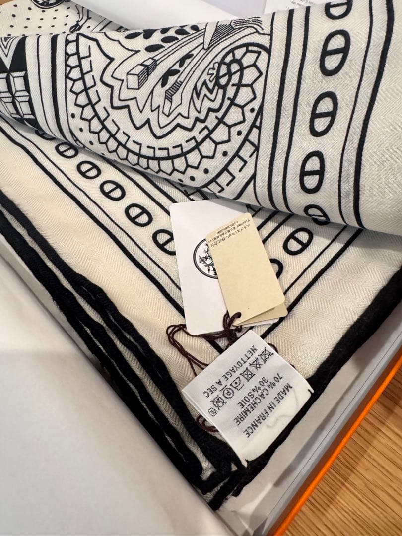 【新品大人気】　エルメス　カレジェアン 《シュヴァル・ドゥ・クール・バンダナ》