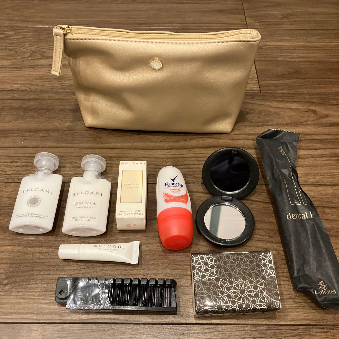 エミレーツ航空 ブルガリ ビジネスクラス アメニティキット ポーチ
