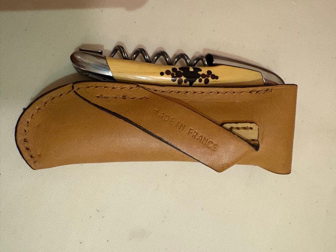 ライヨール ラギオール 寄木細工 ソムリエナイフ 新品未使用！純正本革