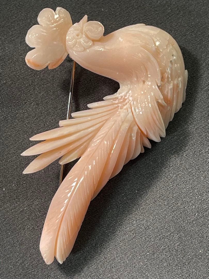 珊瑚/ブローチ/さんご/鳥彫刻/サンゴ Hー98