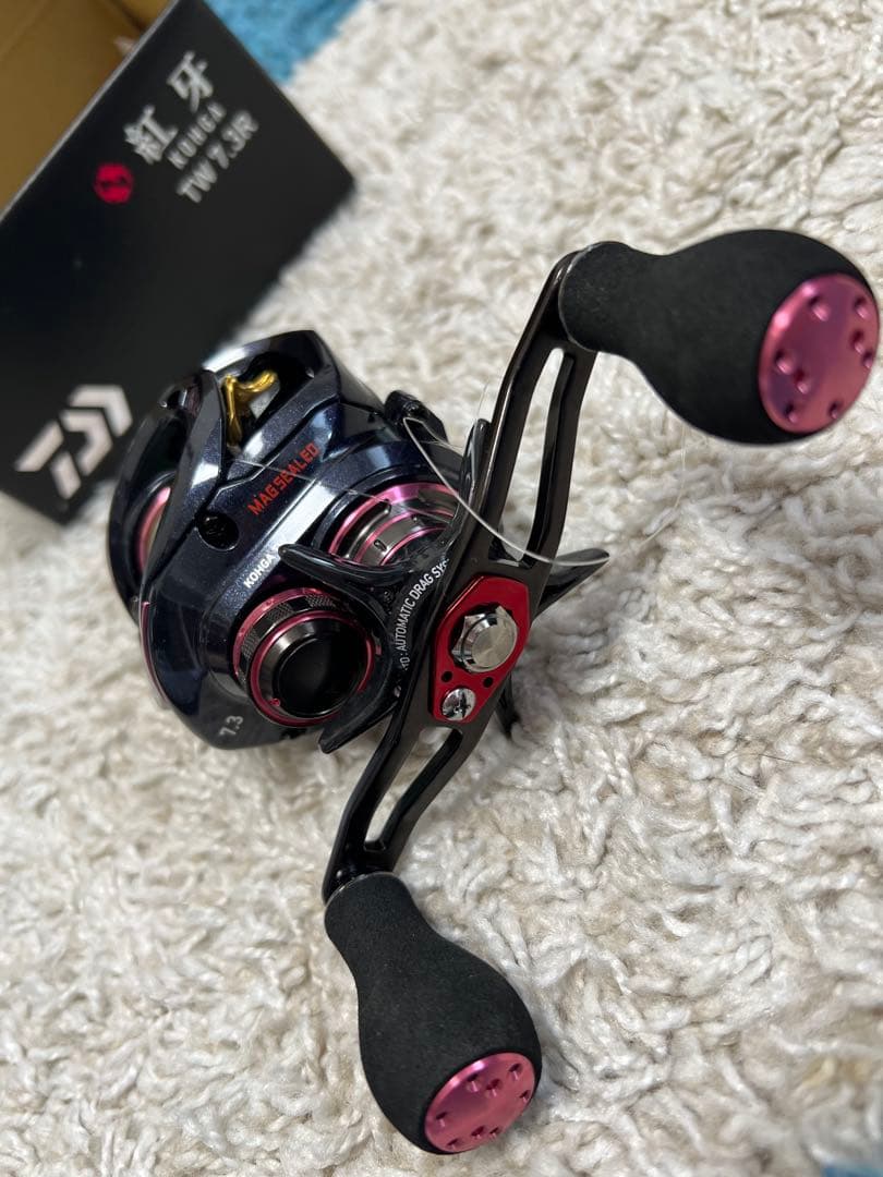 【値下げ】Daiwa 紅牙 TW 7.3R ベイトリール 美品