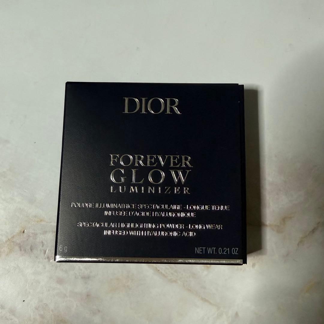 ディオールスキン フォーエヴァー グロウ ルミナイザー 831 シュガー