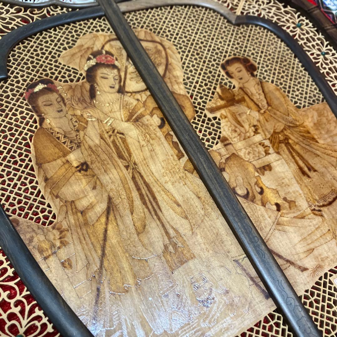 中国美術 唐木造 白檀透彫刻 翡翠 軍配型硯屏 団扇 唐物？の通販｜www