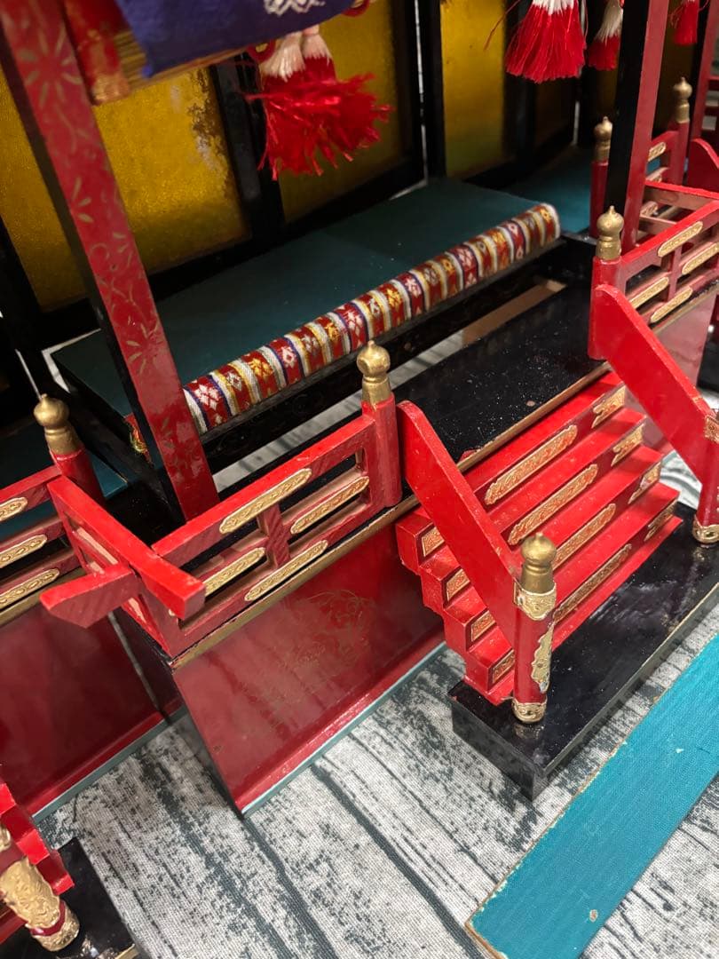 ジャンク】平和殿 お雛様 置き方作り方不明 傷み大 アレンジ用 時代物