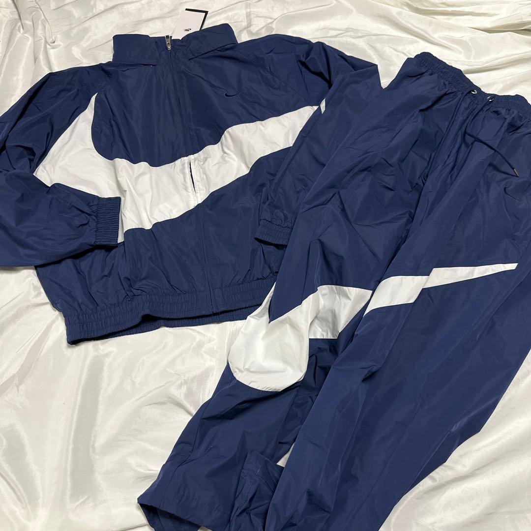 新品　完売　ネイビー　2XLサイズ　NIKE ビッグスウッシュ セットアップ 新品未使用 NIKE ビッグスウッシュ ウーブンセットアップ Lサイズ