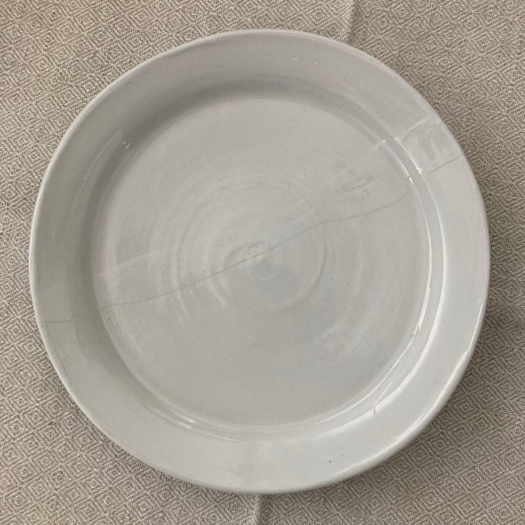 土屋由起子 白釉7寸皿 - メルカリ
