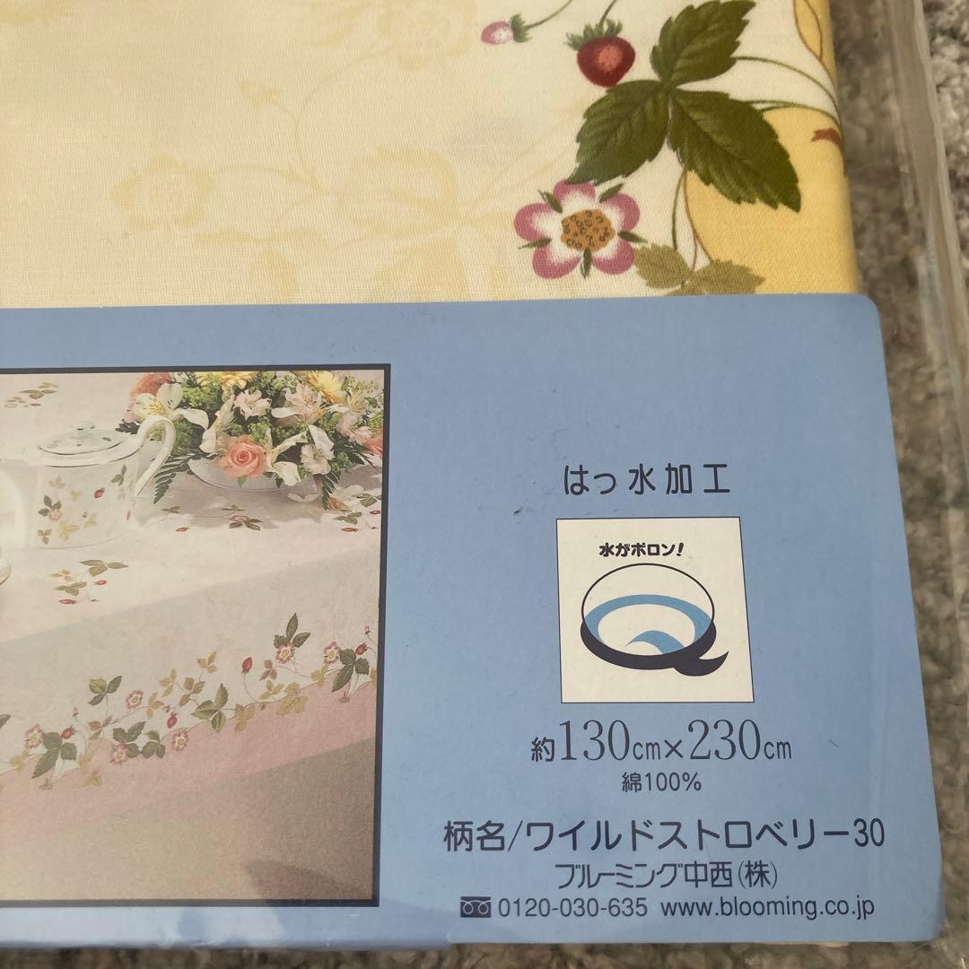 新品 ウエッジウッド ワイルドストロベリー テーブルクロス 130×230