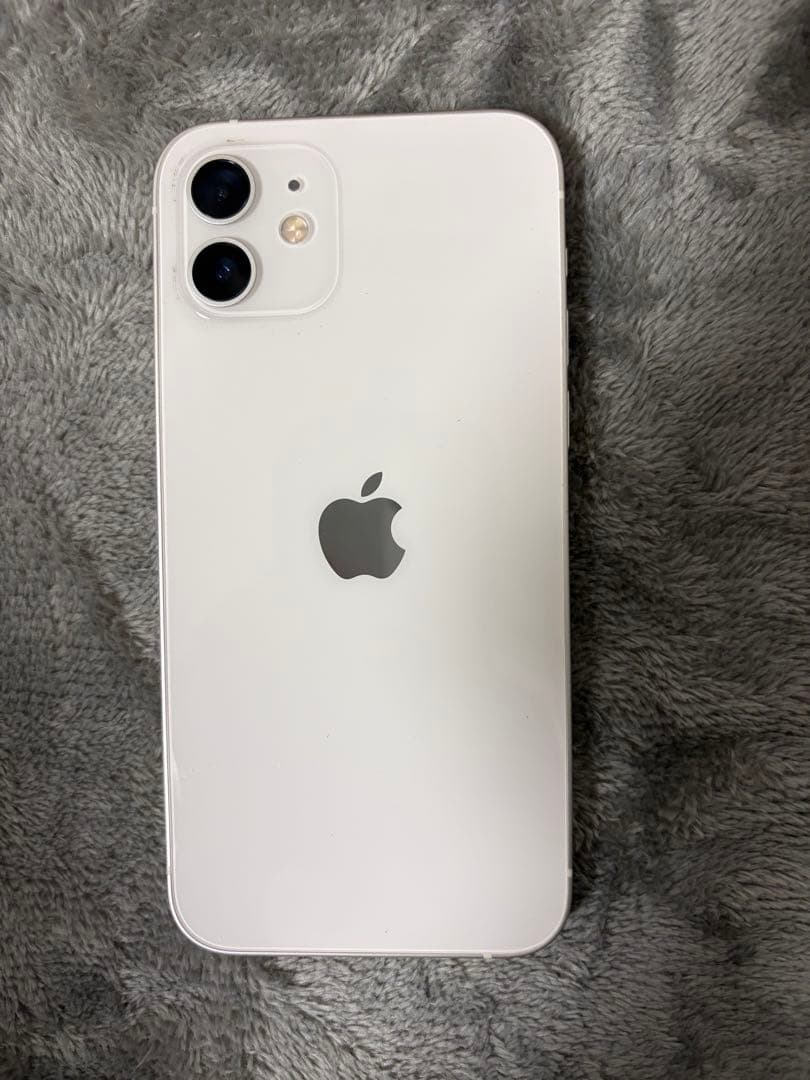 iPhone12 本体　最大容量バッテリー90% iPhoneのバッテリーの状態が90%以下は交換の目安時期？ | 【スマホ修理