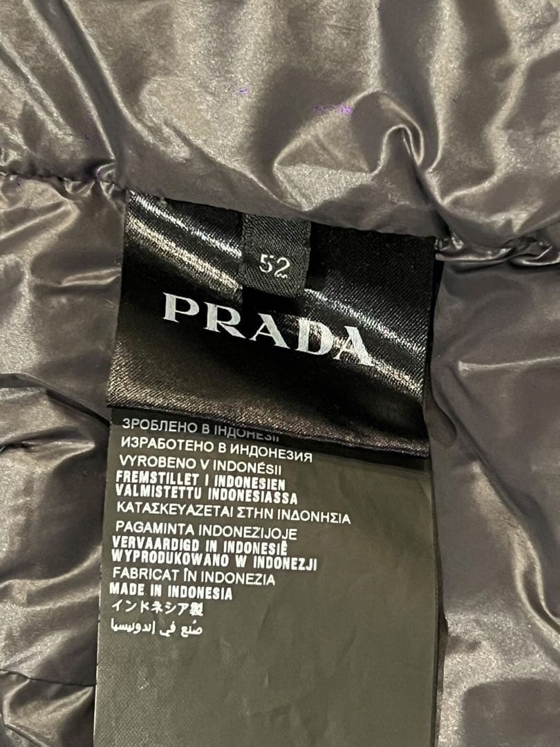 あやのすけ様専用 PRADAダウンジャケット軽量グレー系サイズ52極美品