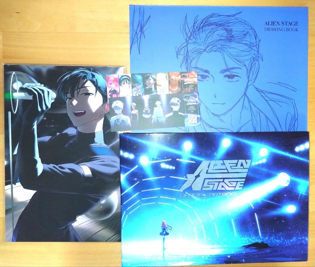 ALIEN STAGE ART BOOK アニメイト特別版 - メルカリ
