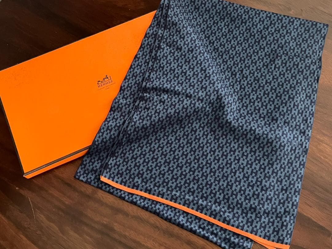 ◆HERMES エルメス H柄シルクマフラー ブルー系×オレンジライン ◇HERMES エルメス H柄シルクマフラー ブルー系×オレンジライン