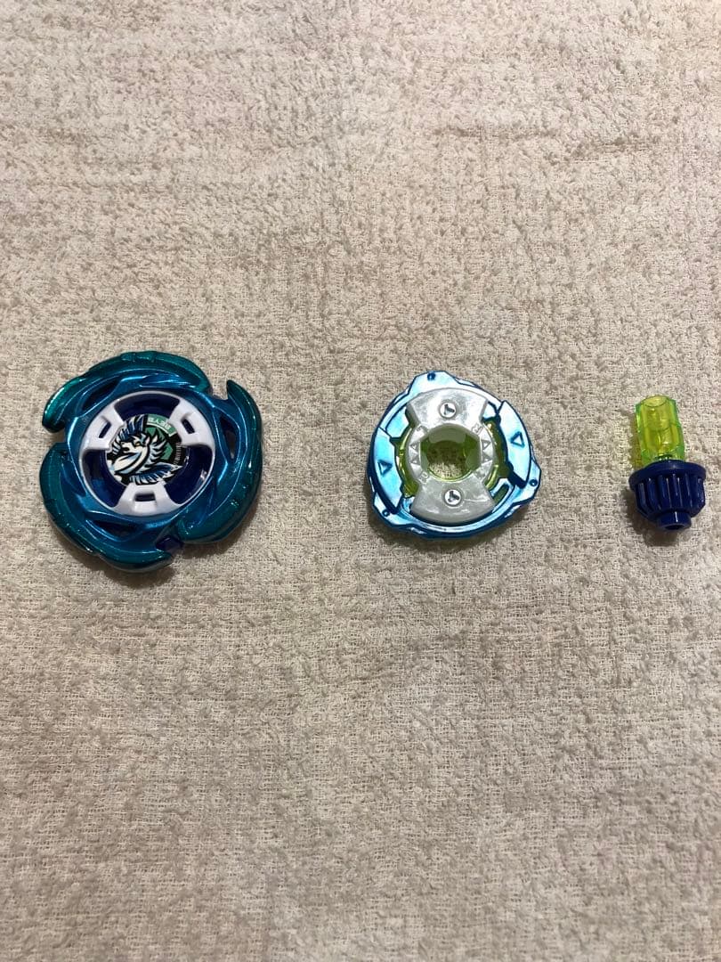 ベイブレードX エアロペガサス UX-00 Aero Pegasus 3-70A Double Metal Coat: Blue x Green Beyblade