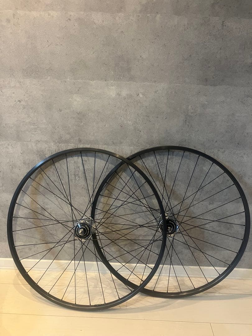 ピスト　 前後ホイールセット　デュラエース　H PLUS SON THE BOX ピスト 前後ホイールセット デュラエース H PLUS SON THE BOX CYCLE