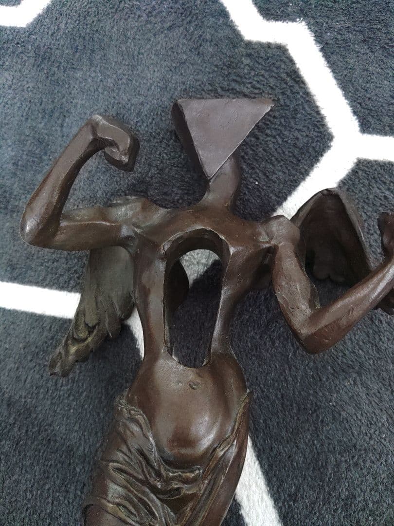 ダリ ブロンズ彫刻 模造品 布袋寅泰