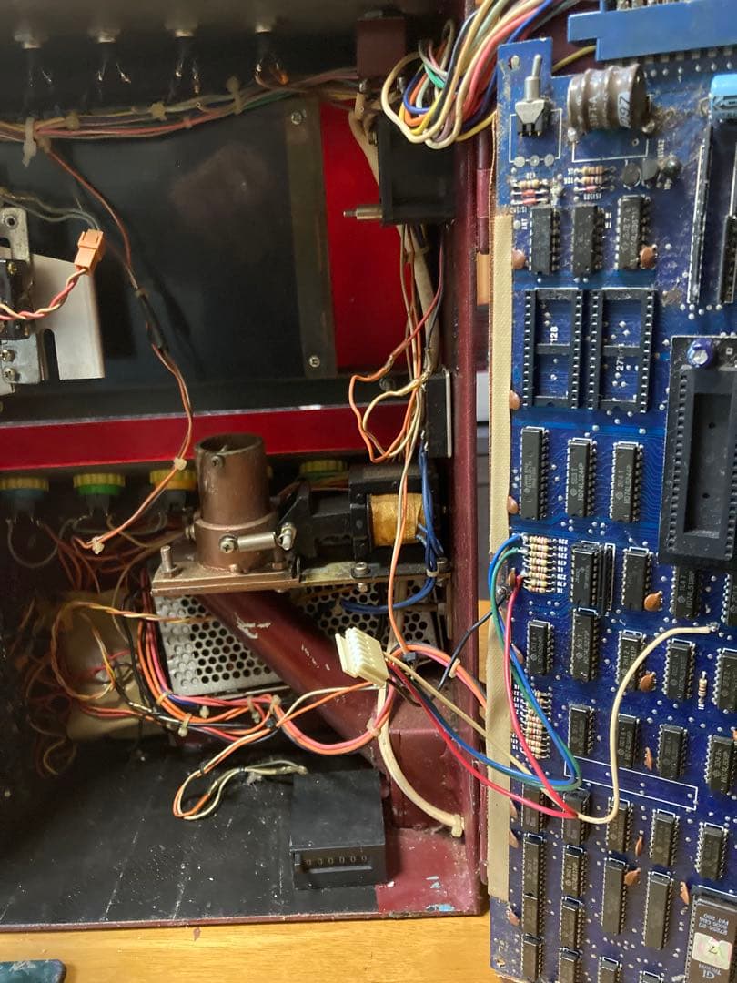 エイトライン機 コイン式 スロットマシーン ジャンク品 要修理 喫茶店