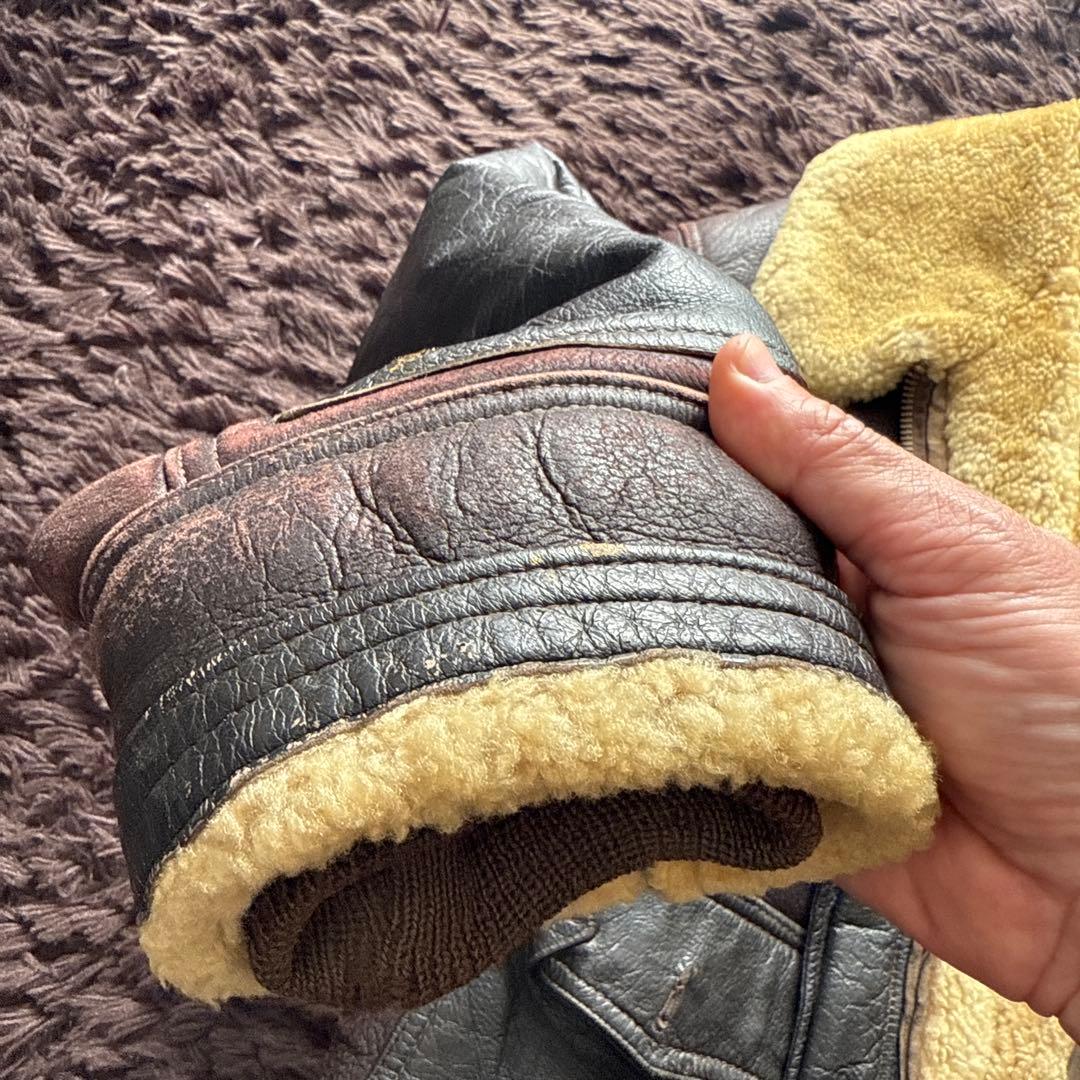 再評価3倍以上価値‼️お宝‼️フライトジャケット米国海軍仕様M445皮の