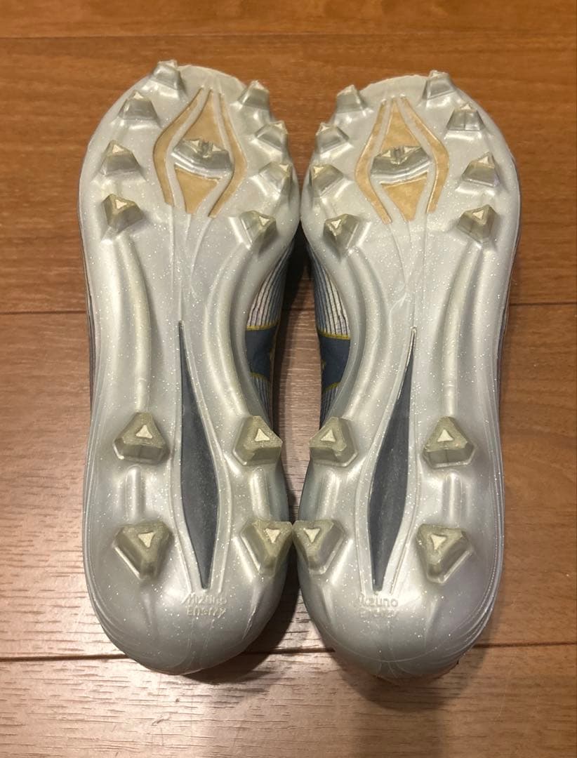 ほぼ新品】MIZUNO α ⅡJAPAN アルファ ジャパン ミズノサッカー銀