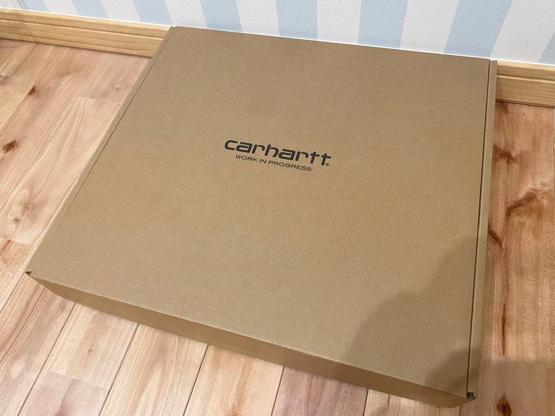 Carhartt HEART FOLDING TABLE - Scarlet - メルカリ