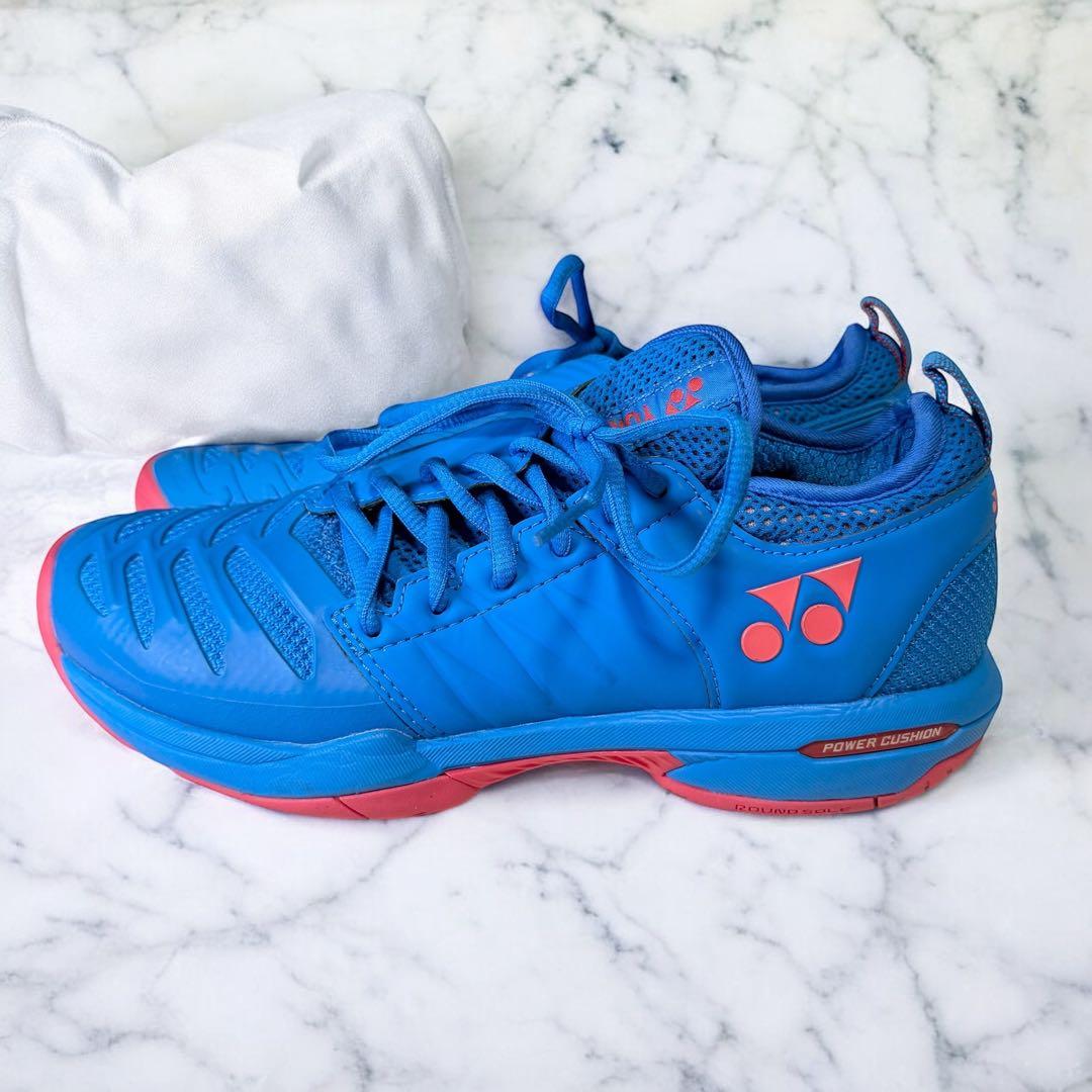 美品✨ヨネックス　パワークッション　ヒュージョンレブ3メン　25.0cm