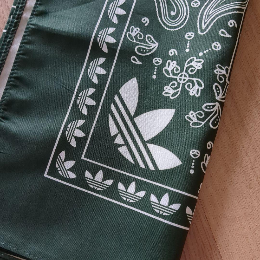 新品□アディダス□ノベルティ□バンダナ スカーフ□グリーン - メルカリ