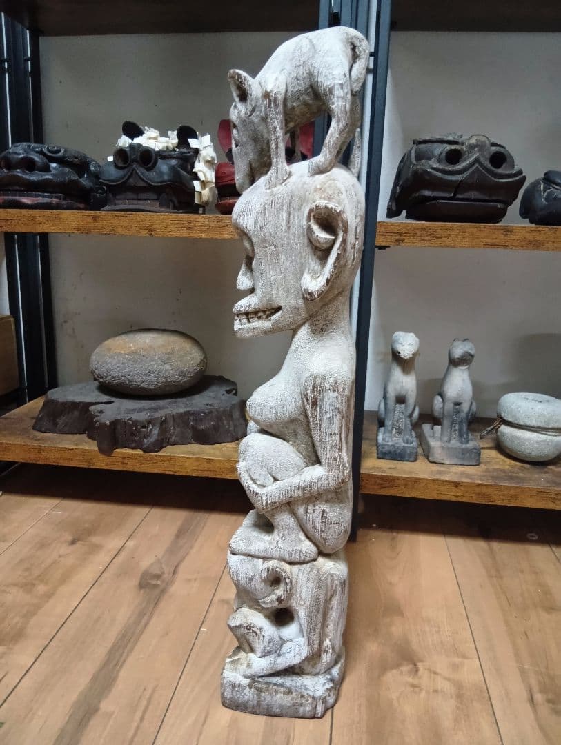 ダヤク族 ハンパトン 守神 神像 木彫 儀式 呪物 プリミティブアート 首狩族