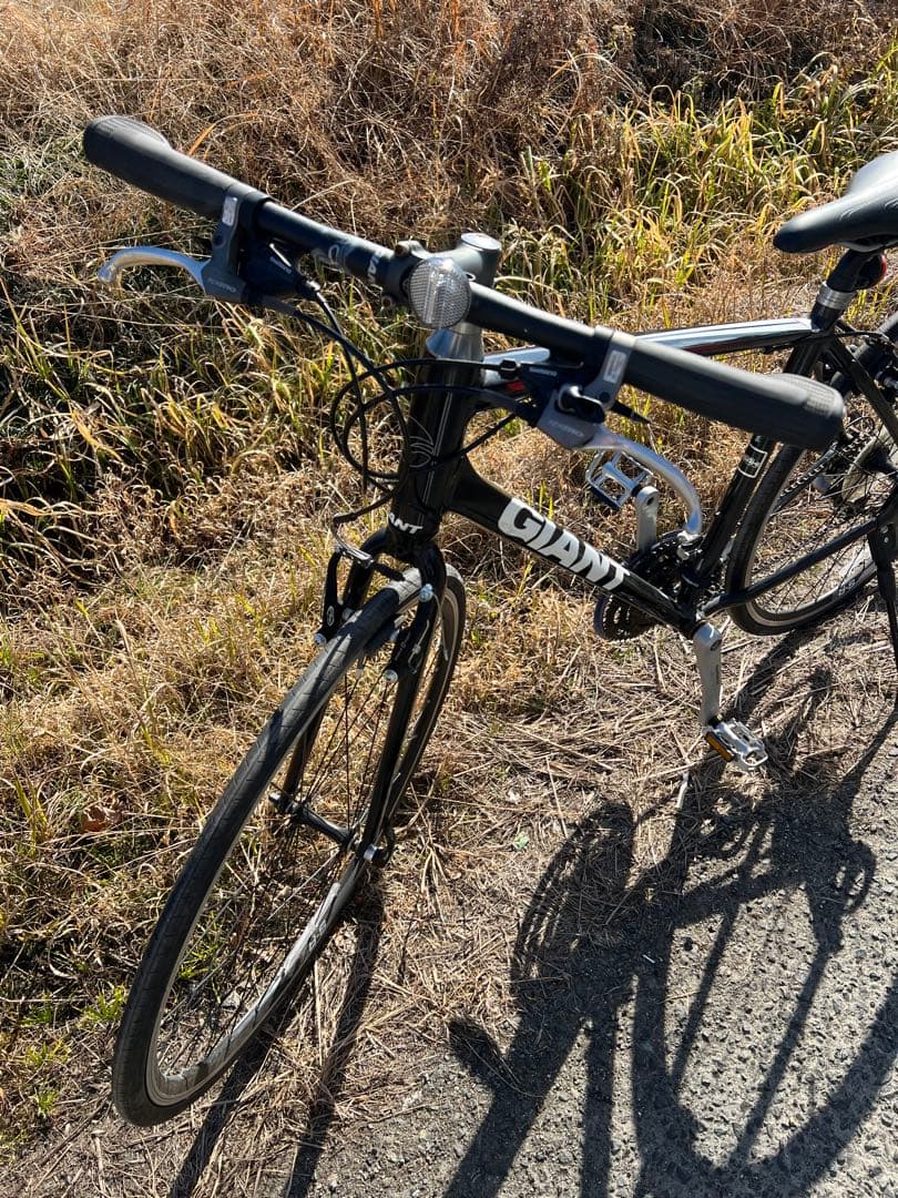 名古屋市内お届け無料手渡し希望GIANT クロスバイク ブラック - メルカリ