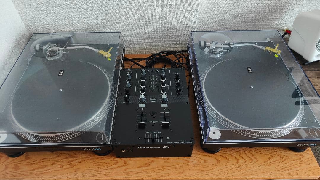Vestax ターンテーブル 2台セット +ミキサー Vestax ターンテーブル2個