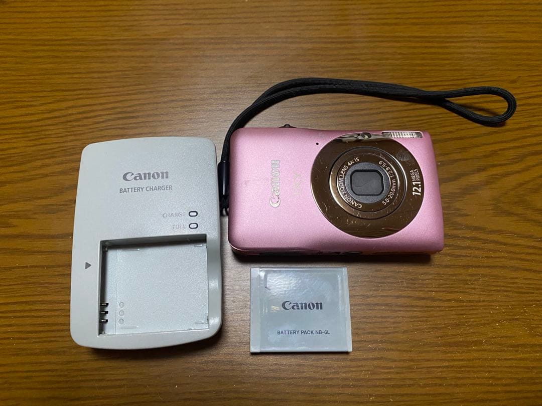 Canon IXY 200F デジタルカメラ　ピンク Canon IXY 200F Compact Digital Camera Pink 12.1 MP 4.0x Zoom Lens