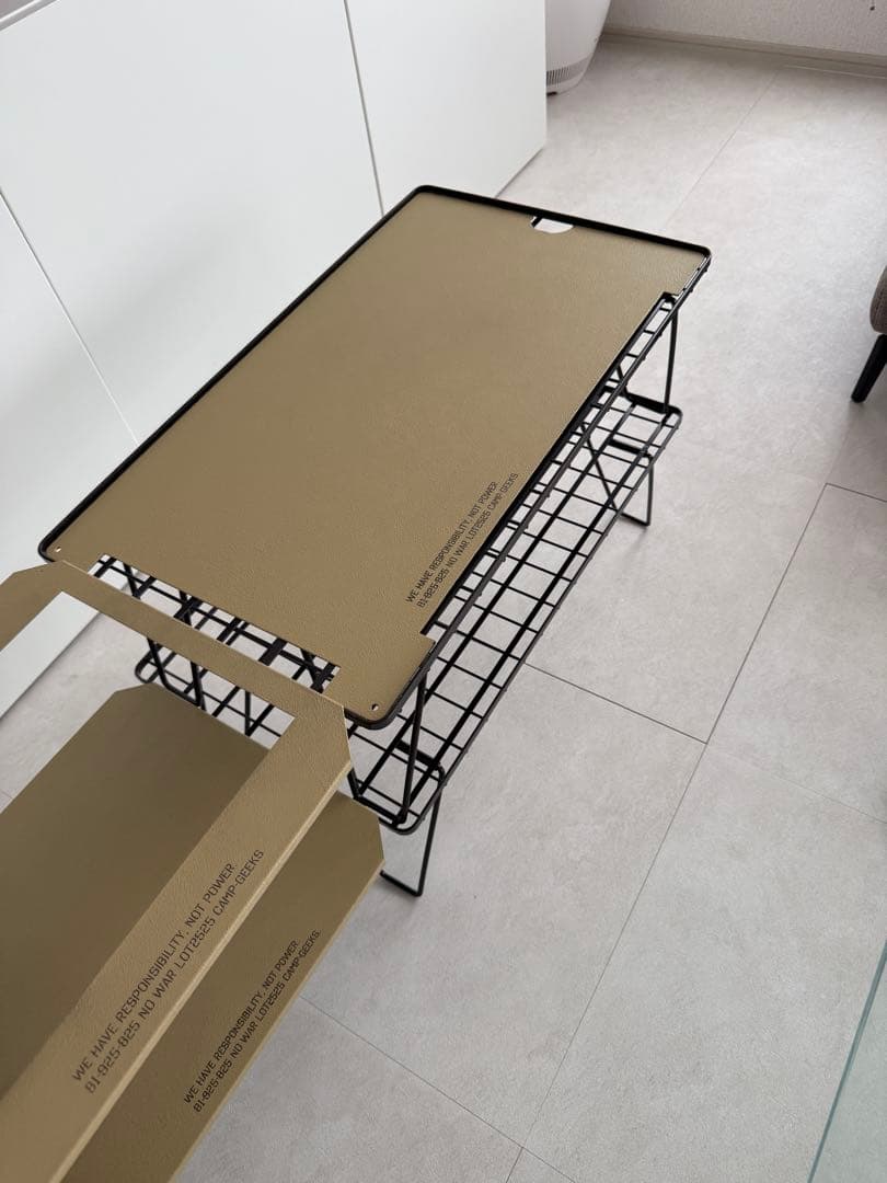 CAMP GEEKS」によるフィールドラック用の天板（テーブルトップ）