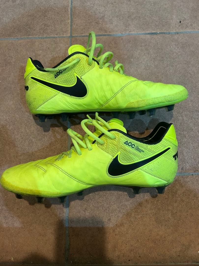 ティエンポレジェンドVI HG　蛍光イエロー　27.0cm