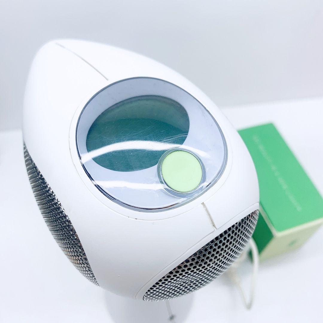 《ほぼ未使用 付属品完備》 トリア パーソナルレーザー 4X Tria 脱毛器