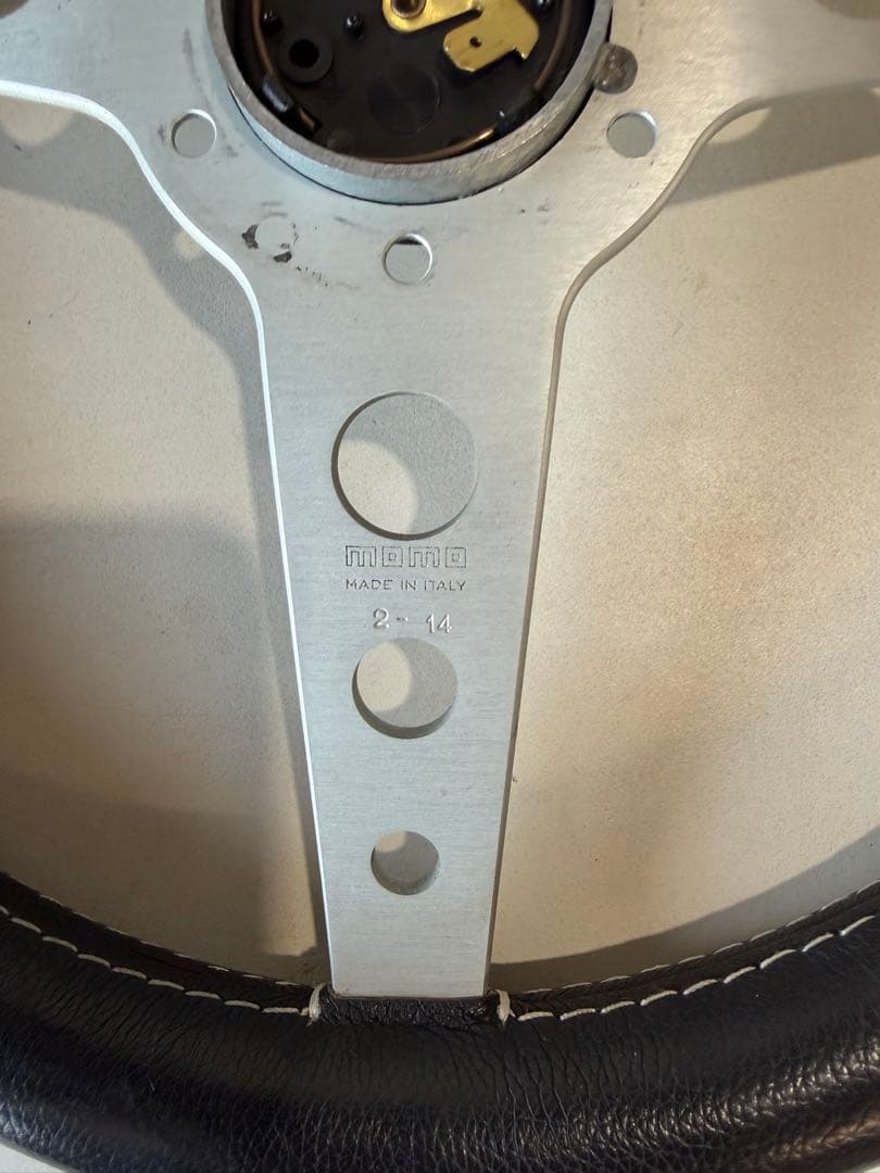 MOMO モモ prototipo ステアリング 350 ホーンボタン 美品 - パーツ