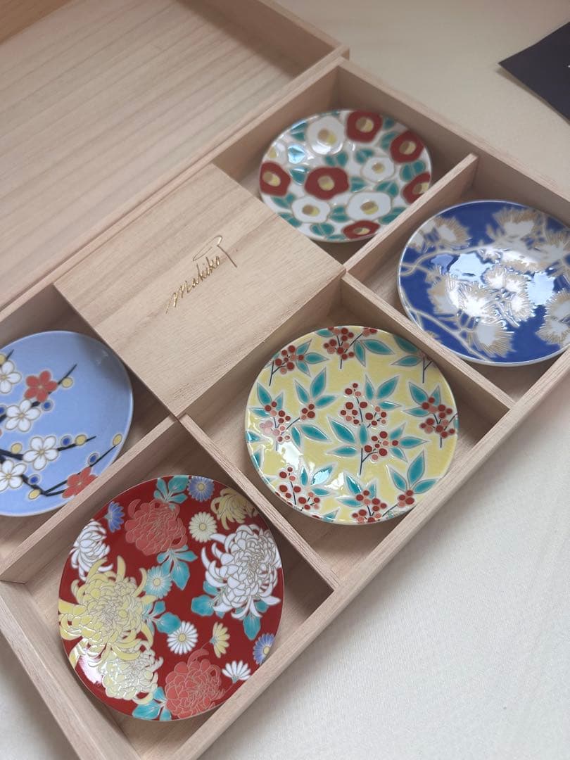 新品未使用】タキマキ 九谷焼き 豆皿5枚セット 滝沢眞規子 - メルカリ