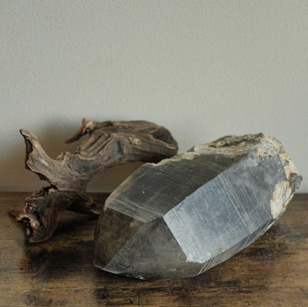 煙水晶 広島県窓ヶ山産 - メルカリ