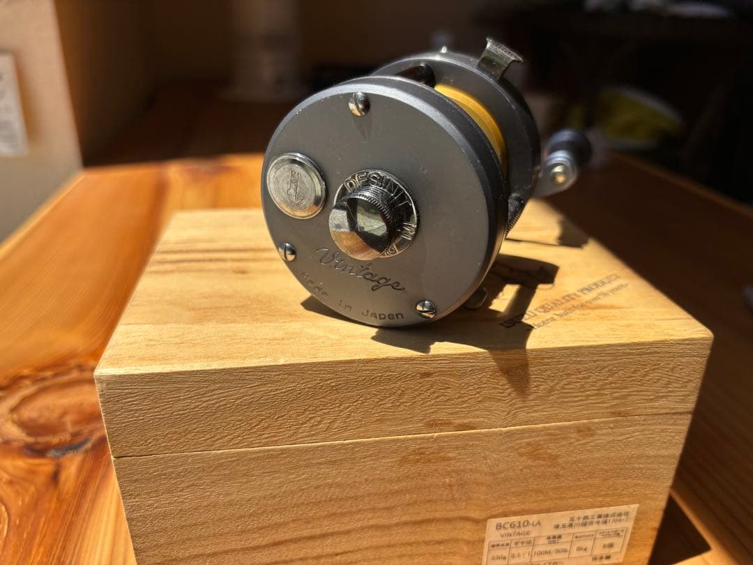 ハクナマタタ様用　五十鈴工業BC610-LA ベイトリール ハクナマタタ様用 五十鈴工業BC610-LA ベイトリールの通販はau PAY