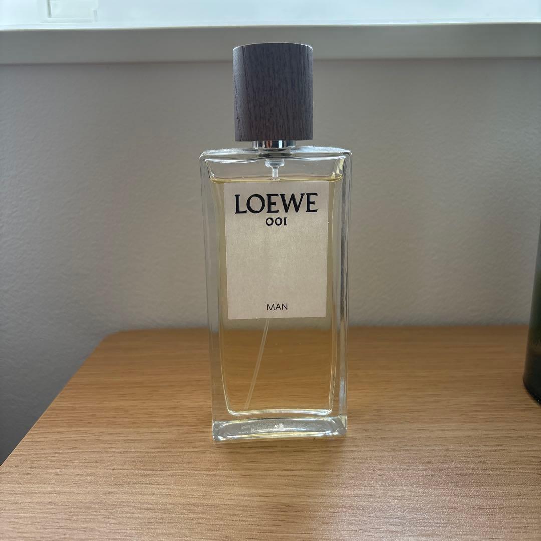 ロエベ 001 マン オードゥ パルファム 100ml（箱無し） Amazon | ロエベ LOEWE 001 マン オードパルファム 100ml man EDP