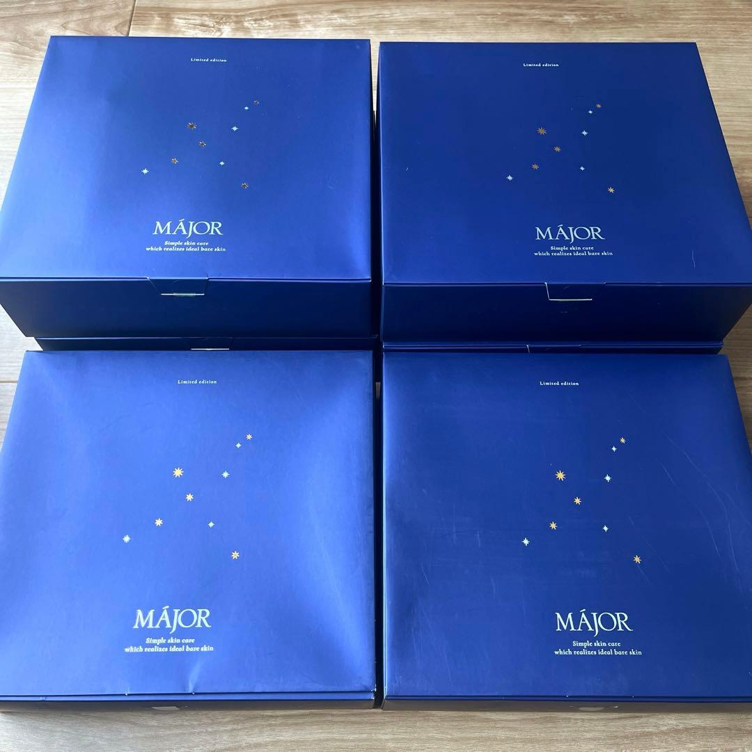 マジョール 洗顔 化粧水 美容液 クリーム 楽天市場】マジョール クレンジングジェル 200g / 1000g 美容成分配合