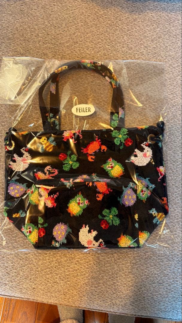 FEILER 神崎恵さんコラボ　巾着バック 新品未使用】フェイラー×神崎恵さんコラボ 巾着バッグ（ネイビー