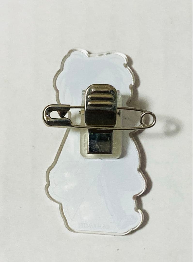 進撃の巨人巨人中学校巨中アクリルバッジジャンマルコバッジピンバッジ