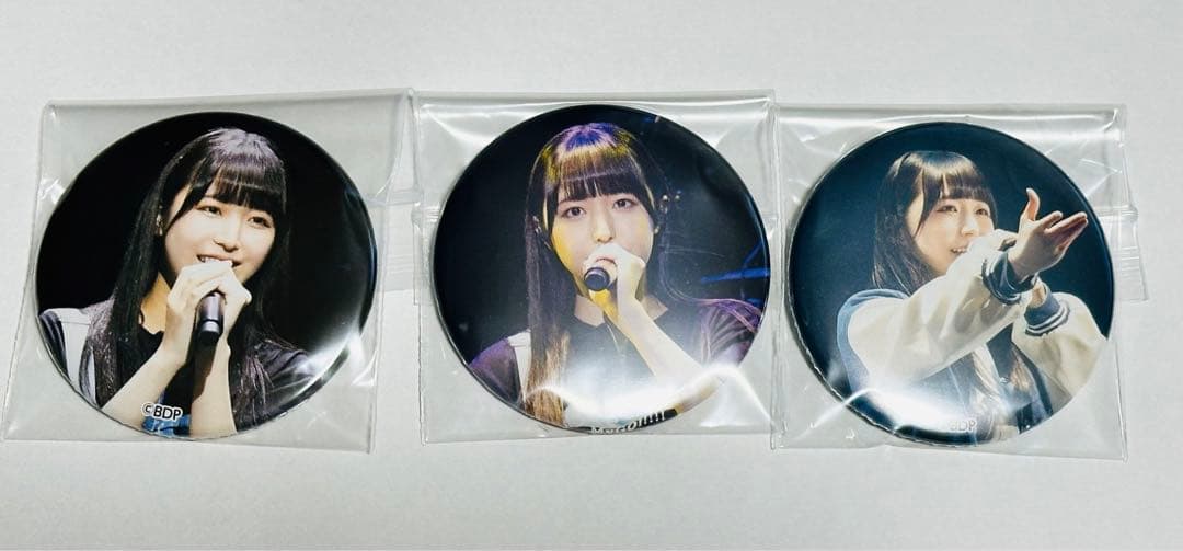 羊宮妃那缶バッジ - メルカリ