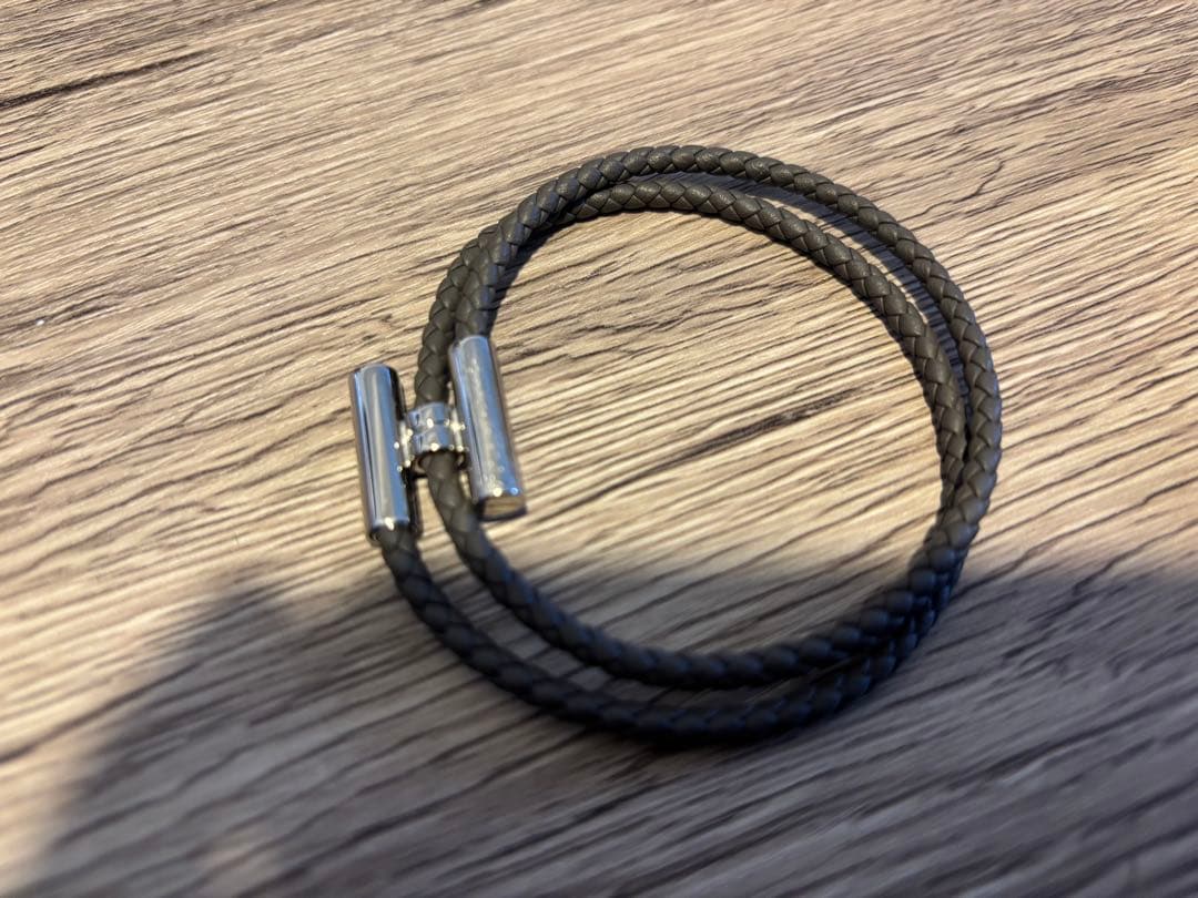 【美品】エルメス　レザーブレスレット 《トゥルニ》 トレッセ