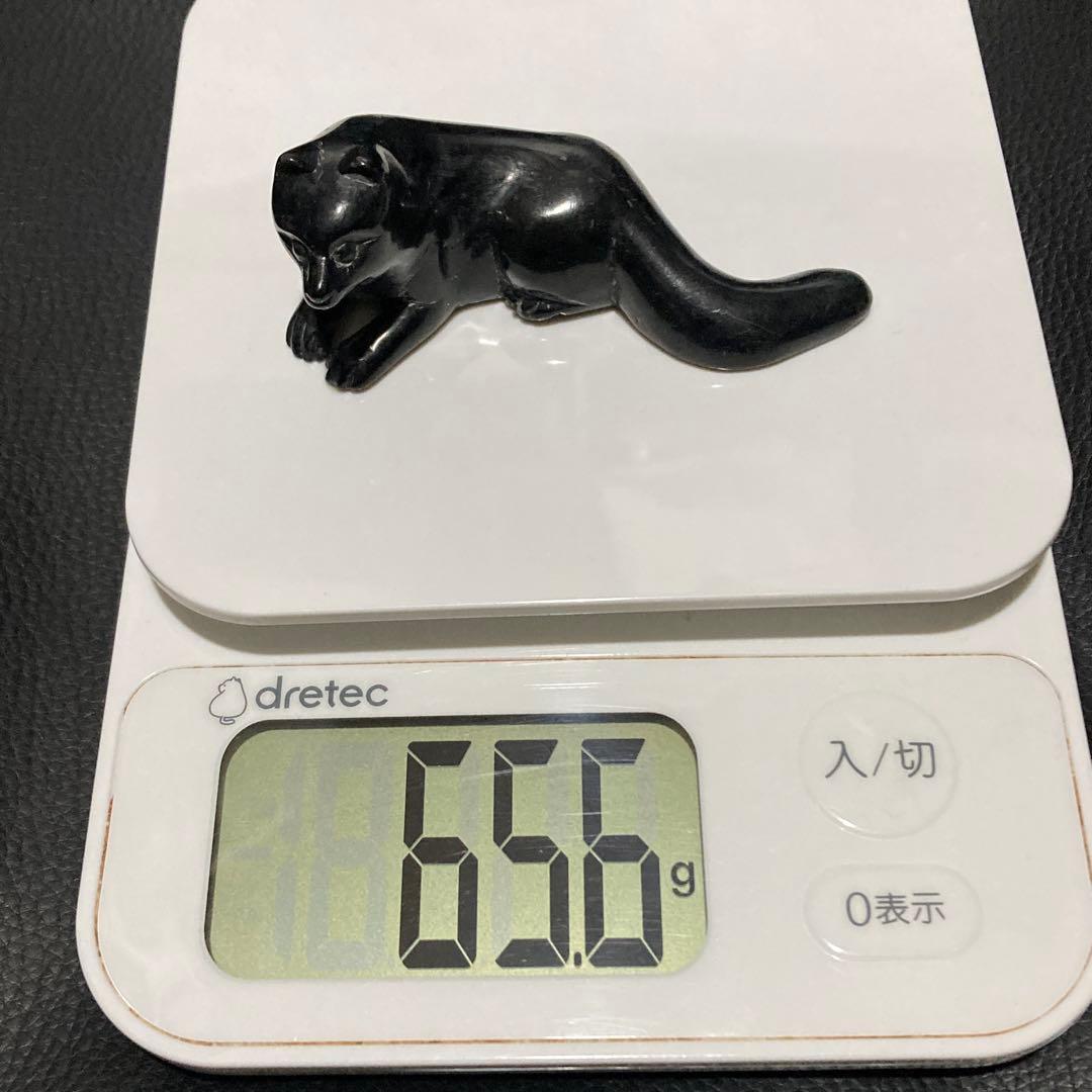 オブシディアン　可愛い犬の彫刻置物　65.6g